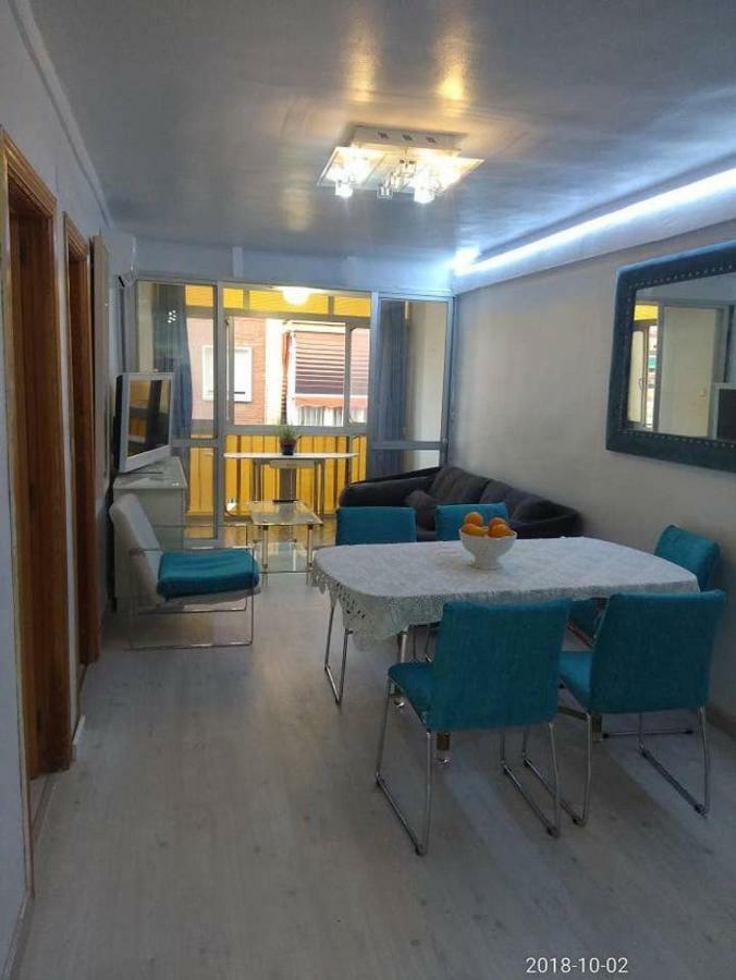 Apartmán Un Lugar Agradable En Màlaga Exteriér fotografie